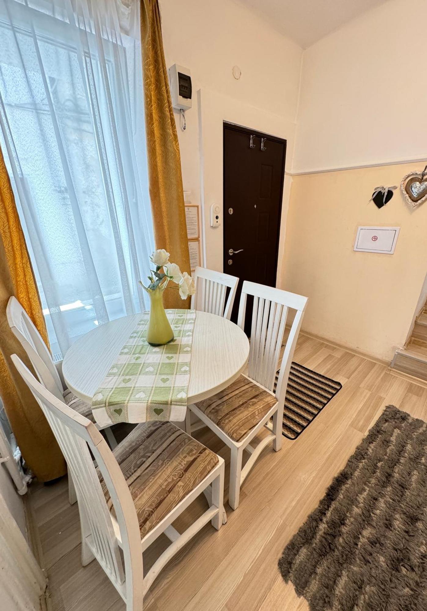 Ari Apartment Brașov Exterior foto